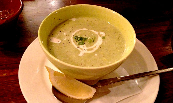 アボカドのスープ